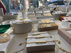 -LADY FAFA(巨鹿路陕西南路路口店)