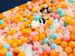 -爱蹦iBOON蹦床运动馆(江汉店)