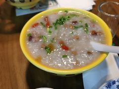 猪蹄花生粥-粥公粥婆精品家常菜(青龙桥店)
