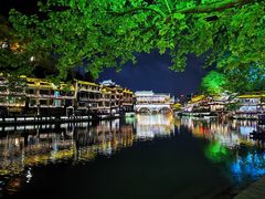 -天下凤凰大酒店