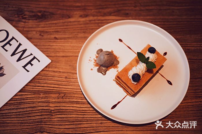 Vanilla Specialty Coffee(八大关店)伯爵茶拿破仑图片