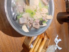 -蜜桃餐厅·伴山(湖滨商业街店)