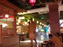 -汉宫汤泉汗蒸洗浴(五四广场店)