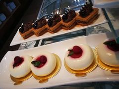 -必胜客(远大路店)