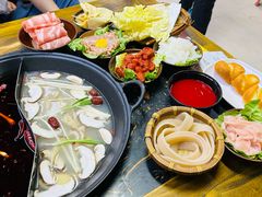 -乖嬢嬢重庆老火锅(南联店)
