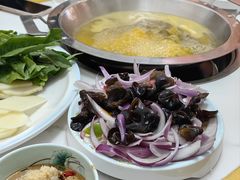 -撒拉人家.酸菜牦牛肉火锅