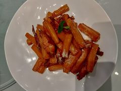 -鞍山大白鲨美食酒店