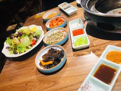 -明洞阿姨·韩式酱蟹烤肉·创意料理(三元桥店)