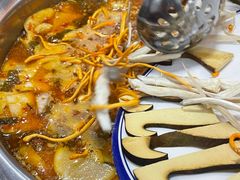 -大理.老字号渝记酸萝卜乌鱼(古城总店)