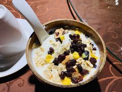 自制蜜豆燕麦酸奶-老兰家传统烧烤炒菜泡馍(小南门店)