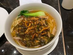 雪菜火鸭肉丝汤面-臻萃轩中餐厅(国家会展中心店)