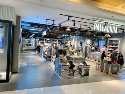 -尚羽华东接发美发店