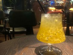 无酒妃子温床-The Cheebat 锌吧·Bistro(体育西店)