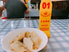 -潘国仙耳光馄饨(黄家阙路店)