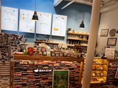 -猫的天空之城概念书店(杭州南宋御街店)