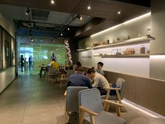 -瑞幸咖啡(1+1大厦店)