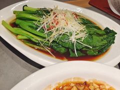 -褚记烤鸭·南京家常菜(雨花客厅店)