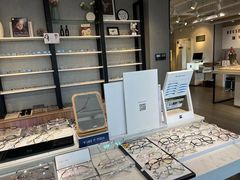 -瑞司视光眼镜·蔡司战略合作眼镜店(新街口店)