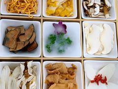 -阿鹏故事野生菌火锅(古城店)