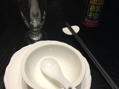 餐具摆设-柒园·三十年创意杭帮菜(龙湖滨江天街店)