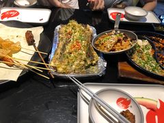 -何师烧烤Pro ·江湖川菜·小龙虾·精酿(太古里旗舰店)