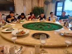 -沪华海鲜大酒楼(南汇店)