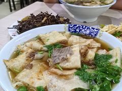 -赵氏牛肉罩火烧