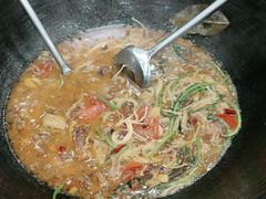 -哈尔滨东北铁锅炖(都督街店)