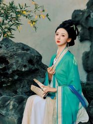 -梦回汉唐汉服旗袍体验馆(拙政园店)