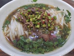 酸辣鸡杂粉-肆姐面粉馆(坡子街店)