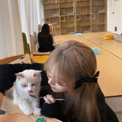-东秀护肤造型