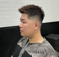 点击看大图 -MARTIN'S BARBER SHOP男士理发馆