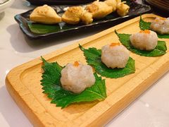 手工鲜虾滑-六少·猪肚包鸡火锅(卓悦INTOWN店)