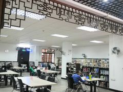 -荔湾区图书馆(周门馆)