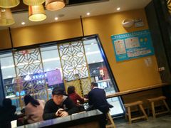 大堂-蒙自源过桥米线(红谷滩万达店)