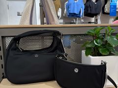 -lululemon(万象城店)