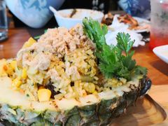 菠萝饭-Chom Cafe and Restaurant