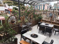 -全有福烙锅店小院