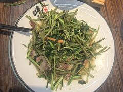 -民间瓦缸煨汤館(嵩山路店)