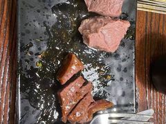 -陆记牛庄·碳锅龙虾烧烤(爱上花园店)