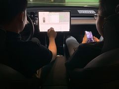 -TESLA 特斯拉(广州天环广场体验店)