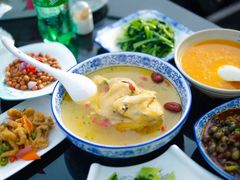 -七的湖·晚芳亭·阳澄湖农家菜·大闸蟹(莲花岛店)