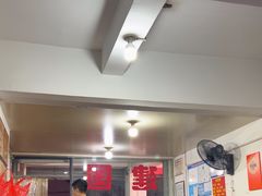 -建国蚵煎蚵面