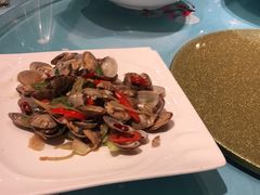 -宝燕海货工场(长江国际店)