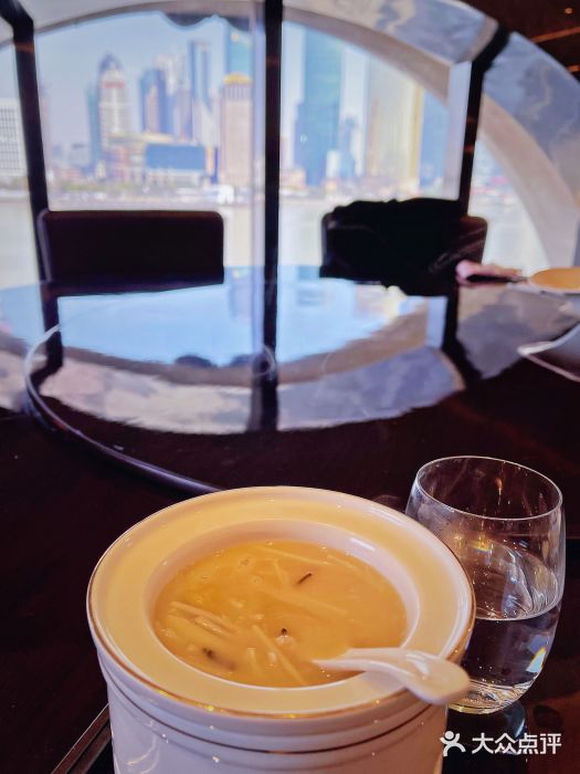 名佳荟鱼茸海鲜羹图片