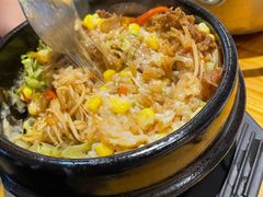 芝士牛肉拌饭-唯成•韩国炭火烤肉 유성고기