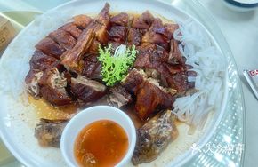 Signature Shenjing Crispy Skin Roast Goose