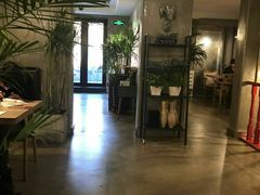 -HIGH FIVE哈福手工汉堡(桂林路店)