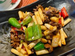 啫啫牛心顶-天宝食坊·啫啫煲大排档(西华路店)