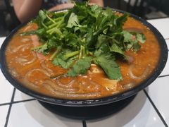 -肥汁米蘭香港米线(长宁来福士店)